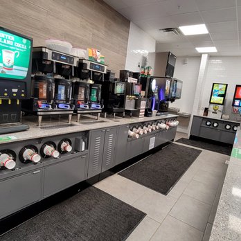 7-Eleven - Drinks! Clean and tidy. - Convenience Stores Near Me - Morgan Hill, California
