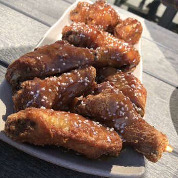 Jukes Ale Works - Caramel wings - Breweries Near Me - Elkhorn, Nebraska
