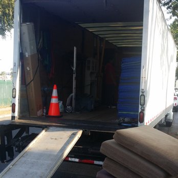 Fast & Professional Movers - Large truck to help us make the move in one trip. - Movers Near Me - Norwalk, California Fast & Professional Movers - Large truck to help us make the move in one trip. - Movers Near Me - Norwalk, California