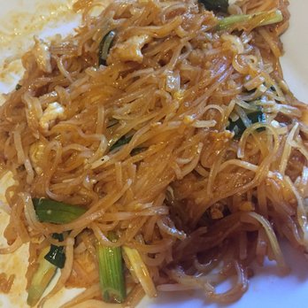 Bahn Thai - Chicken Pad Thai - Thai Near Me - Charlotte, North Carolina Bahn Thai - Chicken Pad Thai - Thai Near Me - Charlotte, North Carolina