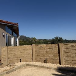 StackWall Manufacturing - Concrete Fencing - Stack well wall