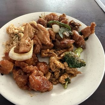 Golden Dragon - A plate of several items from the buffet - Chinese Near Me - Topeka, Kansas