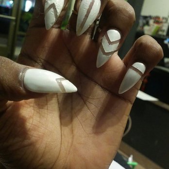 Lavie Nails & Spa - Terrible. I will NEVER go back there. - Nail Salons Near Me - Aurora, Colorado
