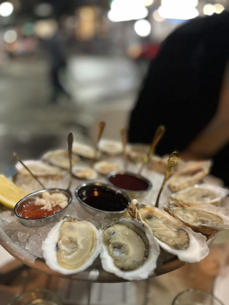 Social spots from Pearl & Mary Oyster Bar