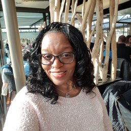 I am proud to say it looks great everytime Amina thanks. I am sporting the tree braids while in Paris, France. I am proud to say it looks great everytime Amina thanks. I am sporting the tree braids while in Paris, France.