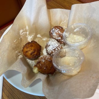 Denny's - Lil sweet treat - Breakfast & Brunch Near Me - Camarillo, California