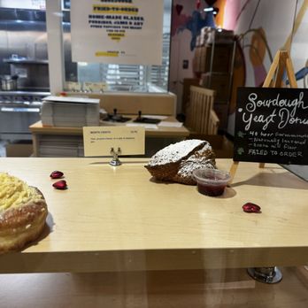 Oliboli Donuts - Donuts Near Me - Tustin, California
