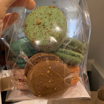 Delysees - Macarons - Desserts Near Me - Toronto, Ontario Delysees - Macarons - Desserts Near Me - Toronto, Ontario