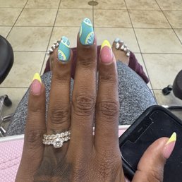 Love this place! Simon does a great job on my nails every time! Love this place! Simon does a great job on my nails every time!