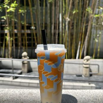Odd One Out Tea Koreatown - Champion Milk Tea - Bubble Tea Near Me - Los Angeles, California Odd One Out Tea Koreatown - Champion Milk Tea - Bubble Tea Near Me - Los Angeles, California