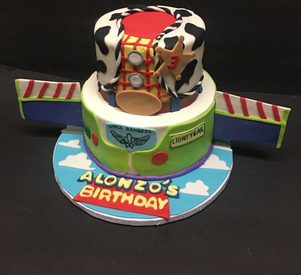 Jazmin’s Bakery & Donuts San Fernando by null