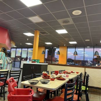 Cicis Pizza - Pizza Near Me - FLORENCE, South Carolina