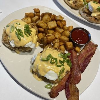 Bonefish Grill - Bang bang eggs Benedict - Seafood Near Me - Kissimmee, Florida