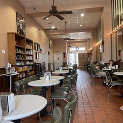 Cafe Du Monde Coffee Stand - Insude