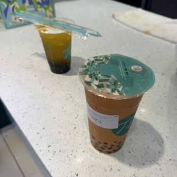 T4 - Thai tea with boba & Passion fruit tea with boba - Bubble Tea Near Me - Oakland, California