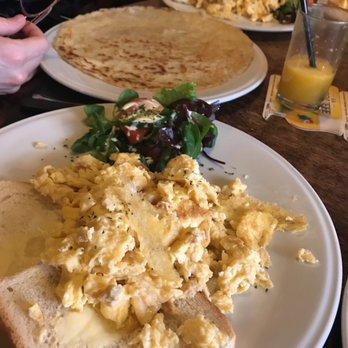 Rosereijn Eetcafé - Scrambled eggs - Cafes Near Me - Amsterdam, New Hampshire