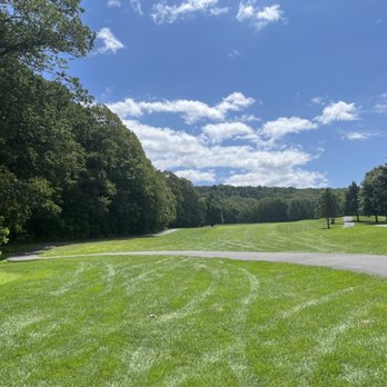 Hickory Hill Golf Course - 4th Hole - Par 4 - Golf Near Me - Warwick, New York