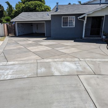 Pacific Breeze Building Solutions - Driveway was great. Christian did a good job going above on the flair up. Apparently the finishers do this standard. - Landscaping Near Me - Huntington Beach, California Pacific Breeze Building Solutions - Driveway was great. Christian did a good job going above on the flair up. Apparently the finishers do this standard. - Landscaping Near Me - Huntington Beach, California