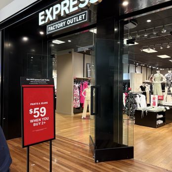 Express - Men's Clothing Near Me - Arundel Mills, Maryland