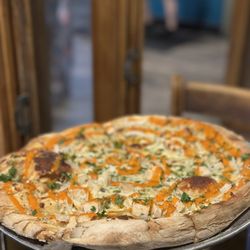 Kona Brewing - Pahoehoe pizza