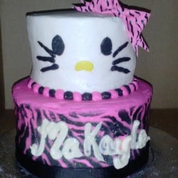 Tasty Trends Cakery - Lopsided, airbrushing poorly done, name off center and sloppy. Looks NOTHING like the photo I gave them. And this was $60!!!!