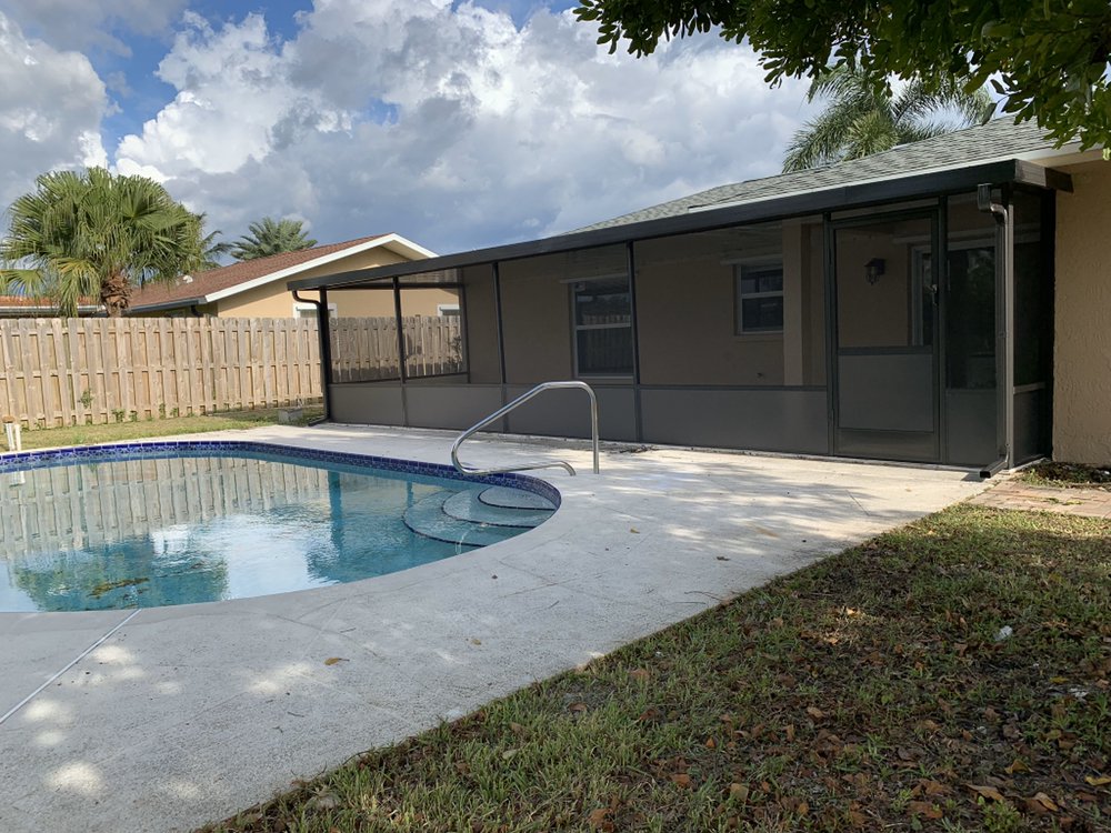 Slide of Bp Screens&Outdoor Services