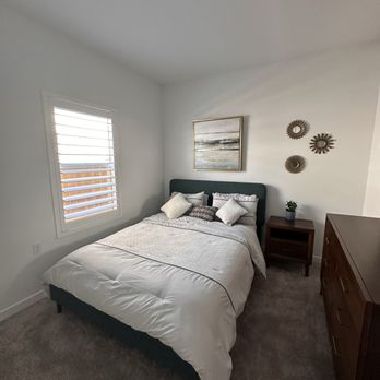 Elite Window Coverings - Bedroom - Shades & Blinds Near Me - Clovis, California Elite Window Coverings - Bedroom - Shades & Blinds Near Me - Clovis, California