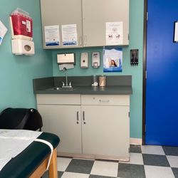 Children's Primary Care Medical Group - Inside