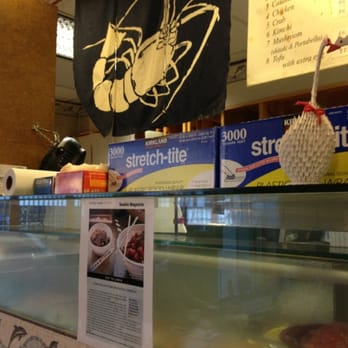 Red Bowls - inside - Japanese Near Me - Seattle, Washington