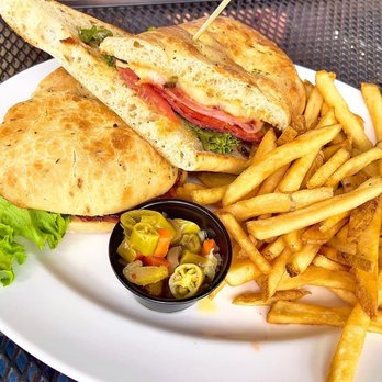Willy McCoys- Chaska - Hot Italian Sandwich - American Near Me - Chaska, Minnesota