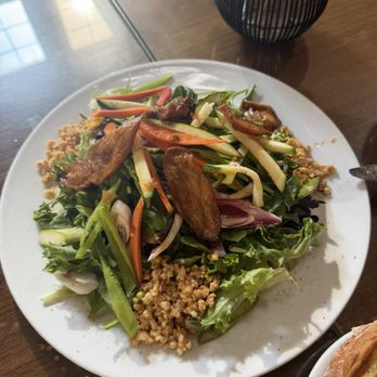 Caprice Cafe - New American Near Me - Redlands, California