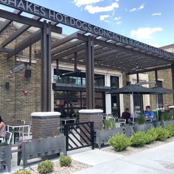 Shake Shack The School Yard - Outdoor eating area - Fast Food Near Me - Sandy, Utah Shake Shack The School Yard - Outdoor eating area - Fast Food Near Me - Sandy, Utah