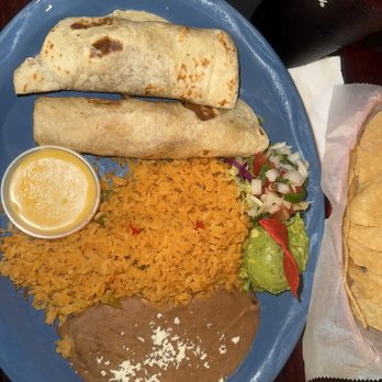 Maria Rita's Tex-Mex - Beef and chicken taco plate - Tex-Mex Near Me - Houston, Texas Maria Rita's Tex-Mex - Beef and chicken taco plate - Tex-Mex Near Me - Houston, Texas