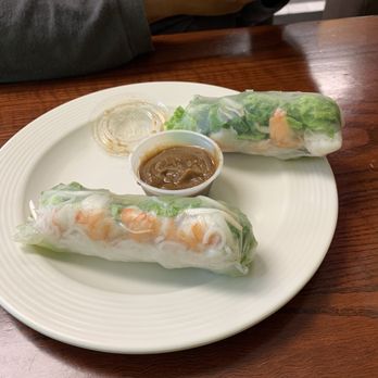 Banh Mi City - Shrimp Spring Rolls w/ peanut sauce - Vietnamese Near Me - Chicago, Illinois