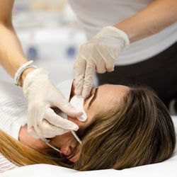 Juliana's Skincare Studio - Lash tint - brow tint