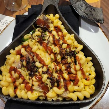 The Chocolatier - Mac & Cheese - New American Near Me - Hershey, Pennsylvania The Chocolatier - Mac & Cheese - New American Near Me - Hershey, Pennsylvania