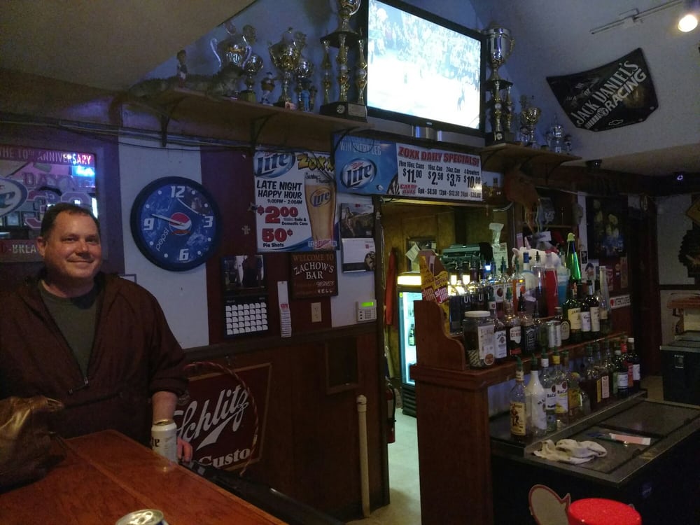 ZOXX 411 CLUB Updated October 2024 411 W State St, Janesville, Wisconsin Dive Bars Phone