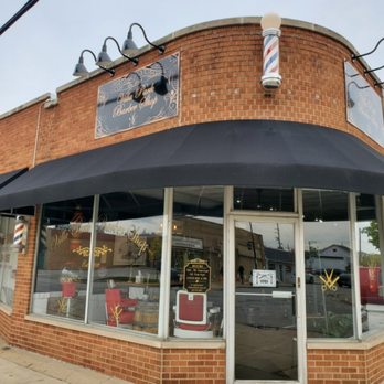 Tony's Barber Shop - Villa Park barber shop! - Barbers Near Me - Villa Park, Illinois Tony's Barber Shop - Villa Park barber shop! - Barbers Near Me - Villa Park, Illinois