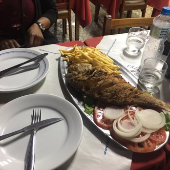 Príncipe de Mônaco - Snapper dish (red fish) - Brazilian Near Me - Rio de Janeiro, RJ Príncipe de Mônaco - Snapper dish (red fish) - Brazilian Near Me - Rio de Janeiro, RJ