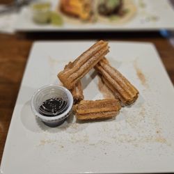 Tu Y Yo - Caramels Filled Churros