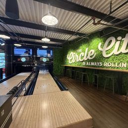 Duck pun bowling
