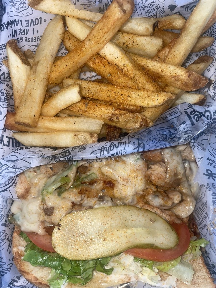 Charleys Cheesesteaks Logo