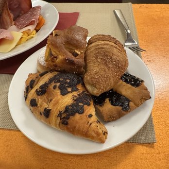 Starhotels Metropole - Breakfast - Hotels Near Me - Rome, RM Starhotels Metropole - Breakfast - Hotels Near Me - Rome, RM
