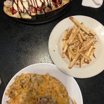 Market Cross Pub - Pulled Pork Mac 'N' Cheese - American Near Me - Carlisle, Pennsylvania