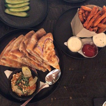 GRANVILLE - Appetizers: hummus and sweet potato fries - New American Near Me - Pasadena, California GRANVILLE - Appetizers: hummus and sweet potato fries - New American Near Me - Pasadena, California