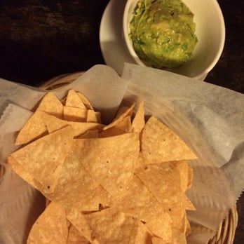 El Mezcalito - Guacamole and chips - Mexican Near Me - Seattle, Washington