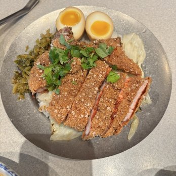 Wenwen - Fried Pork Chop Over Rice - Taiwanese Near Me - Brooklyn, New York Wenwen - Fried Pork Chop Over Rice - Taiwanese Near Me - Brooklyn, New York