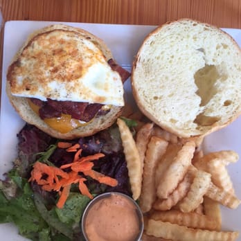 Ringolevio - Bacon egg and cheese burger with that addictive sauce. - Mediterranean Near Me - Brooklyn, New York Ringolevio - Bacon egg and cheese burger with that addictive sauce. - Mediterranean Near Me - Brooklyn, New York