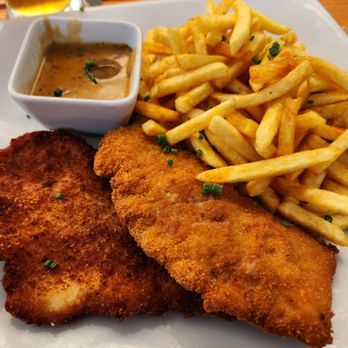 Brauhaus am Markt - Hunters cutlets - German Near Me - Kaiserslautern, RP Brauhaus am Markt - Hunters cutlets - German Near Me - Kaiserslautern, RP