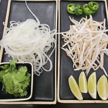 Pho U - Garnishing for pho - Vietnamese Near Me - La Crescenta-Montrose, California